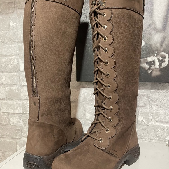 Check these boots !!  Dublin leather knee high boots.  Never worn. Water proof - Picture 2 of 3